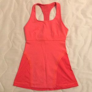 Lululemon coral tank top